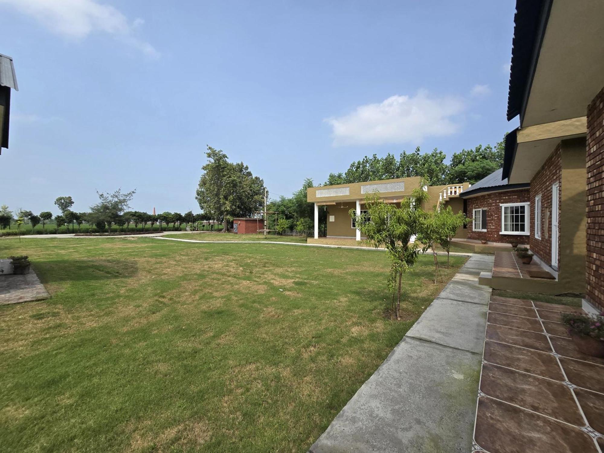 Rustic Roots Farm Stay Attari Екстериор снимка
