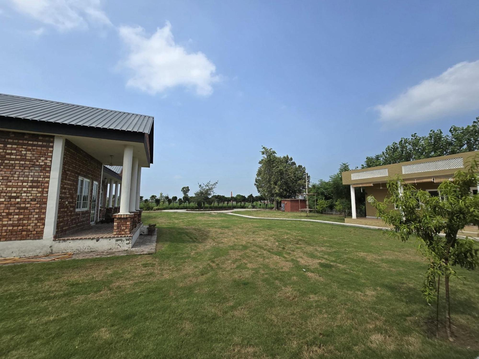 Rustic Roots Farm Stay Attari Екстериор снимка